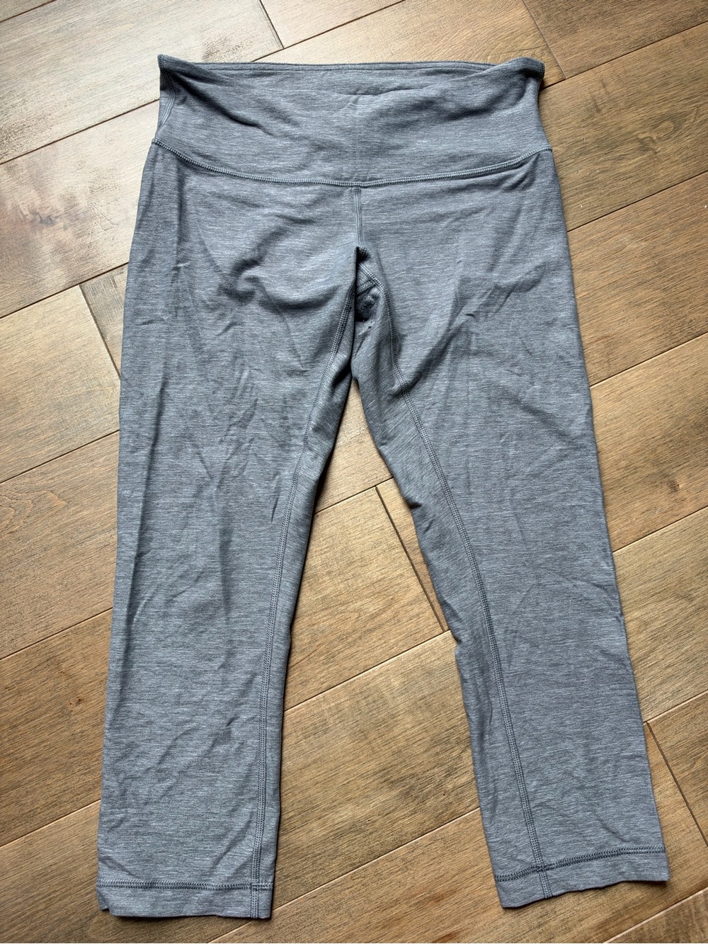 lululemon athletica Gray Crop Leggings